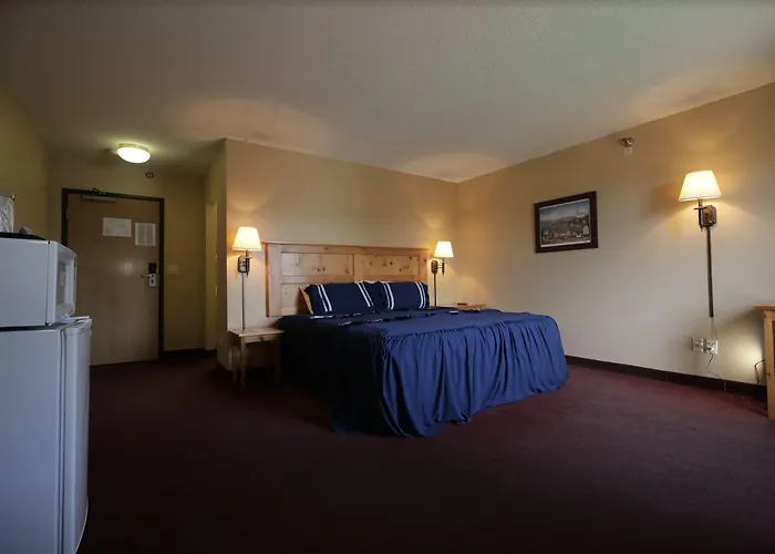 Hotel Family And Nauvoo